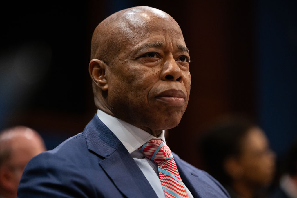 📉 Adams' job approval rating plummets to all-time low of 20%: poll bit.ly/4ib2urq