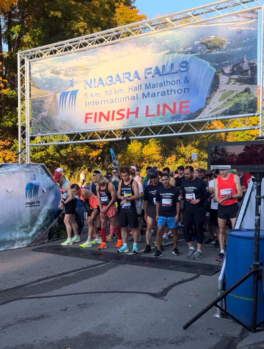 What are the thoughts that go through your mind as your at the start line before a race? 

#NFIM