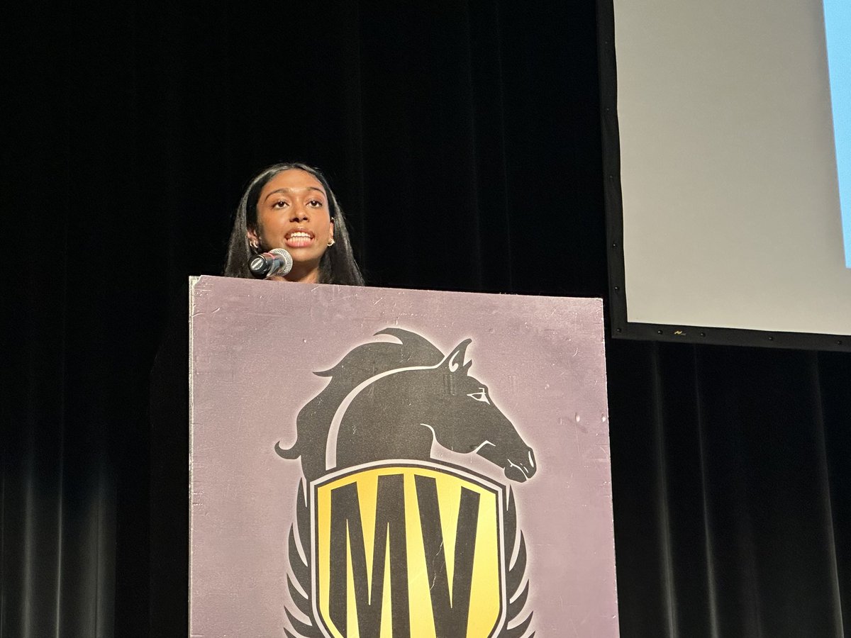 Louis Lee (@ipsd204_ci) on Twitter photo Congratulations to the over 390 newly inducted IP Scholars <a href="/meteavalley/">Metea Valley HS</a> <a href="/ipsd204/">Indian Prairie 204</a> Congratulations to the over 390 newly inducted IP Scholars <a href="/meteavalley/">Metea Valley HS</a> <a href="/ipsd204/">Indian Prairie 204</a>