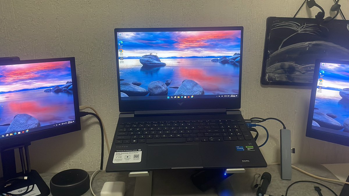 Gracias <a href="/SynergyEsp56394/">Synergy Esports</a> por mi nueva laptop gamer!! 🙏 ahora si en todo lugar podremos disfrutar de los videojuegos 🥰😝