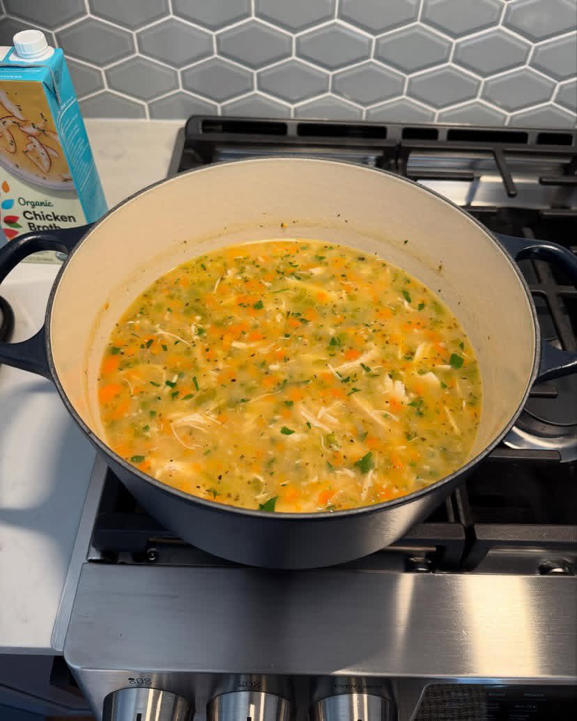 leadchris2's tweet image. Wednesday…my first homemade Greek Lemon Chicken Orzo soup for the week. These days, my goal is find simple Joy