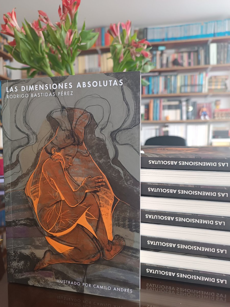 Publiqué una novela que va de volcanes, caminos y lenguaje.
Estoy muy feliz