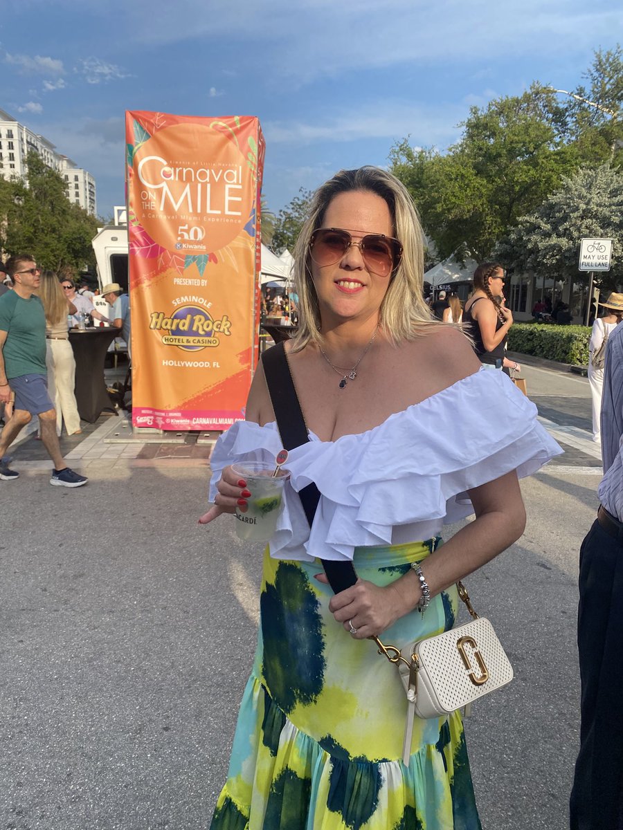 Regla2012's tweet image. Solo se vive una vez !!!😘❤️🙏