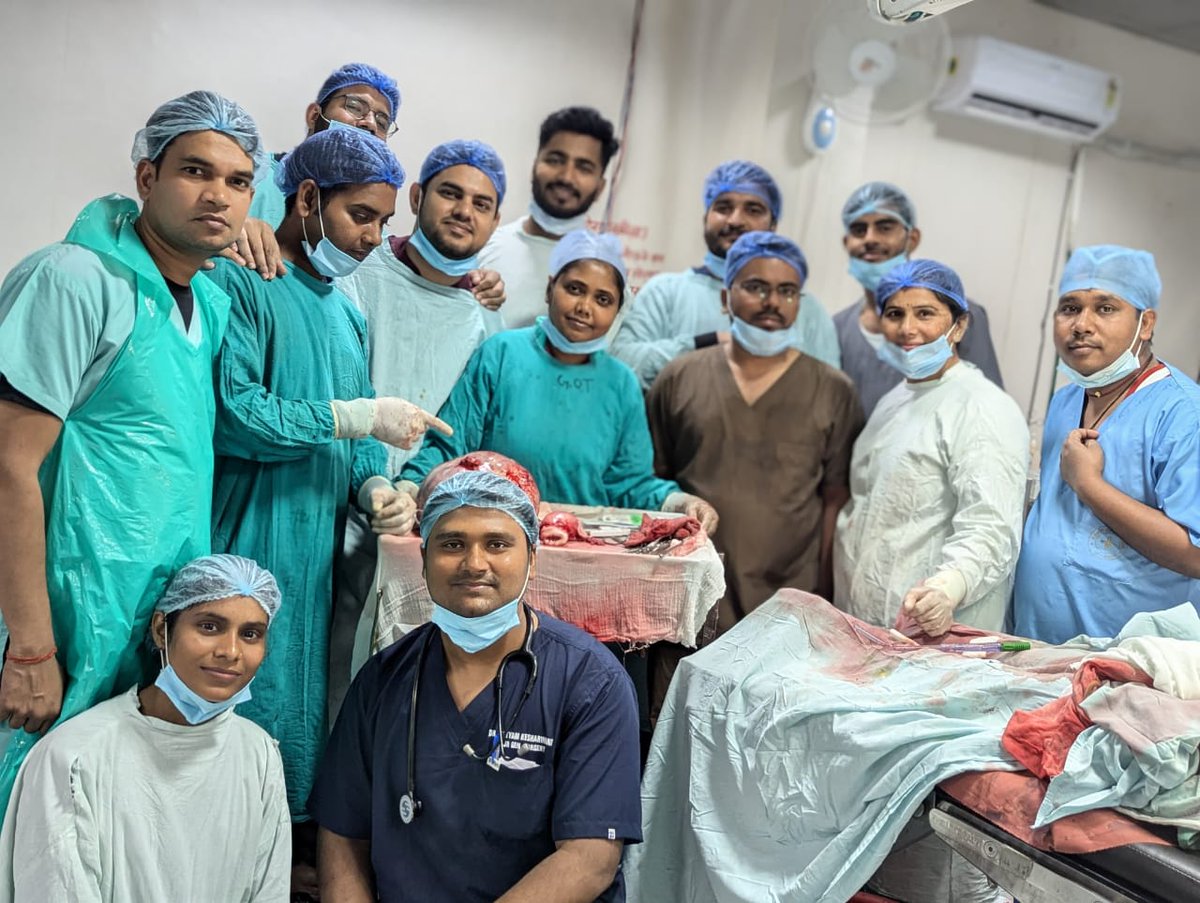 Medical Education Uttar Pradesh (@meupgovt) on Twitter photo рдорд╣рд┐рд▓рд╛ рдХреЗ рдкреЗрдЯ рд╕реЗ рдирд┐рдХрд╛рд▓рд╛ рдЧрдпрд╛ 10 рдХрд┐рд▓реЛ рдХрд╛ рдЯреНрдпреВрдорд░, рдЬрд╛рд▓реМрди рдХреЗ рд░рд╛рдЬрдХреАрдп рдореЗрдбрд┐рдХрд▓ рдХреЙрд▓реЗрдЬ рдореЗрдВ рд╣реБрдЖ рд╕рдлрд▓ рдСрдкрд░реЗрд╢рди
тЦк рдХрд╛рдирдкреБрд░ рджреЗрд╣рд╛рдд рдХреА рдЗрдорд░рд╛рдд рдХреБрдорд╛рд░реА рдХреЛ рддреАрди рдорд╣реАрдиреЗ рд╕реЗ рдкреЗрдЯ рдореЗрдВ рд╕реВрдЬрди рдФрд░ рджрд░реНрдж
тЦк рдЖрдпреБрд╖реНрдорд╛рди рдирд┐рдзрд┐ рдпреЛрдЬрдирд╛ рдХреЗ рддрд╣рдд рднрд░реНрддреА рд╣реЛрдХрд░ рд░реЛрдЧреА рдиреЗ рдХрд░рд╛рдИ рдЬрд╛рдВрдЪ рд╕реАрдИрд╕реАрдЯреА рд╕реНрдХреИрди
тЦк рдЬрд╛рдВрдЪ рдореЗрдВ рдорд░реАрдЬ рдХреА рдУрд╡рд░реА рдореЗрдВ рдЯреНрдпреВрдорд░ рдФрд░ рдорд╣рд┐рд▓рд╛ рдХреЗ рдкреЗрдЯ рд╕реЗ рдирд┐рдХрд╛рд▓рд╛ рдЧрдпрд╛ 10 рдХрд┐рд▓реЛ рдХрд╛ рдЯреНрдпреВрдорд░, рдЬрд╛рд▓реМрди рдХреЗ рд░рд╛рдЬрдХреАрдп рдореЗрдбрд┐рдХрд▓ рдХреЙрд▓реЗрдЬ рдореЗрдВ рд╣реБрдЖ рд╕рдлрд▓ рдСрдкрд░реЗрд╢рди
тЦк рдХрд╛рдирдкреБрд░ рджреЗрд╣рд╛рдд рдХреА рдЗрдорд░рд╛рдд рдХреБрдорд╛рд░реА рдХреЛ рддреАрди рдорд╣реАрдиреЗ рд╕реЗ рдкреЗрдЯ рдореЗрдВ рд╕реВрдЬрди рдФрд░ рджрд░реНрдж
тЦк рдЖрдпреБрд╖реНрдорд╛рди рдирд┐рдзрд┐ рдпреЛрдЬрдирд╛ рдХреЗ рддрд╣рдд рднрд░реНрддреА рд╣реЛрдХрд░ рд░реЛрдЧреА рдиреЗ рдХрд░рд╛рдИ рдЬрд╛рдВрдЪ рд╕реАрдИрд╕реАрдЯреА рд╕реНрдХреИрди
тЦк рдЬрд╛рдВрдЪ рдореЗрдВ рдорд░реАрдЬ рдХреА рдУрд╡рд░реА рдореЗрдВ рдЯреНрдпреВрдорд░ рдФрд░