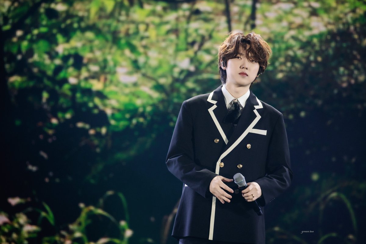 green_tea_fore's tweet photo. 예전 사진 작업하기 ㅎㅎ

230514 heritage concert 울산  
#포레스텔라 #강형호 #클 #Forestella https://t.co/hoq2NZTMP6