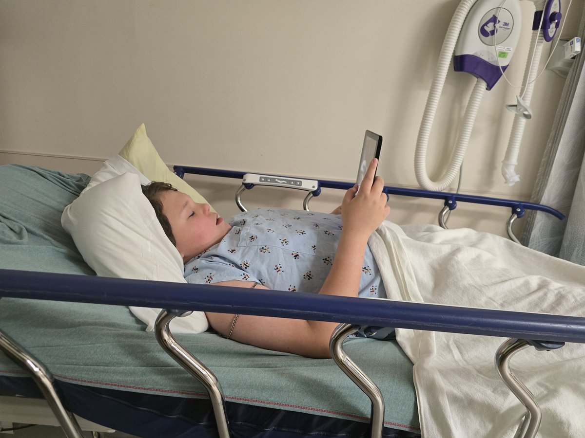 TimVick539304's tweet photo. It's been a rough few days... Who needs sleep?! I'm also working on my TikTok page. Just a daily diary so to speak. life, No dating life, kids, life stories all of the above. Tim Vick or singleldadof3 
#DaddyLife #3rdShift #Autism #AutismAwarenessSquad https://t.co/e9UdkvBUPR
