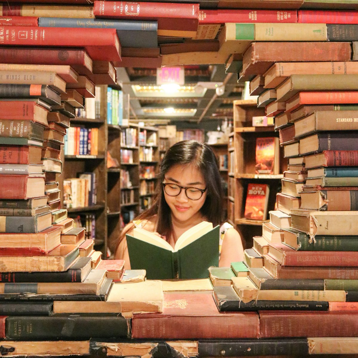 Today is #WorldBookDay, we can't wait to delve into our new book! What are you going to be reading today to celebrate #WBD2025 ? 

<a href="/WorldBookDayUK/">World Book Day UK 📚</a>