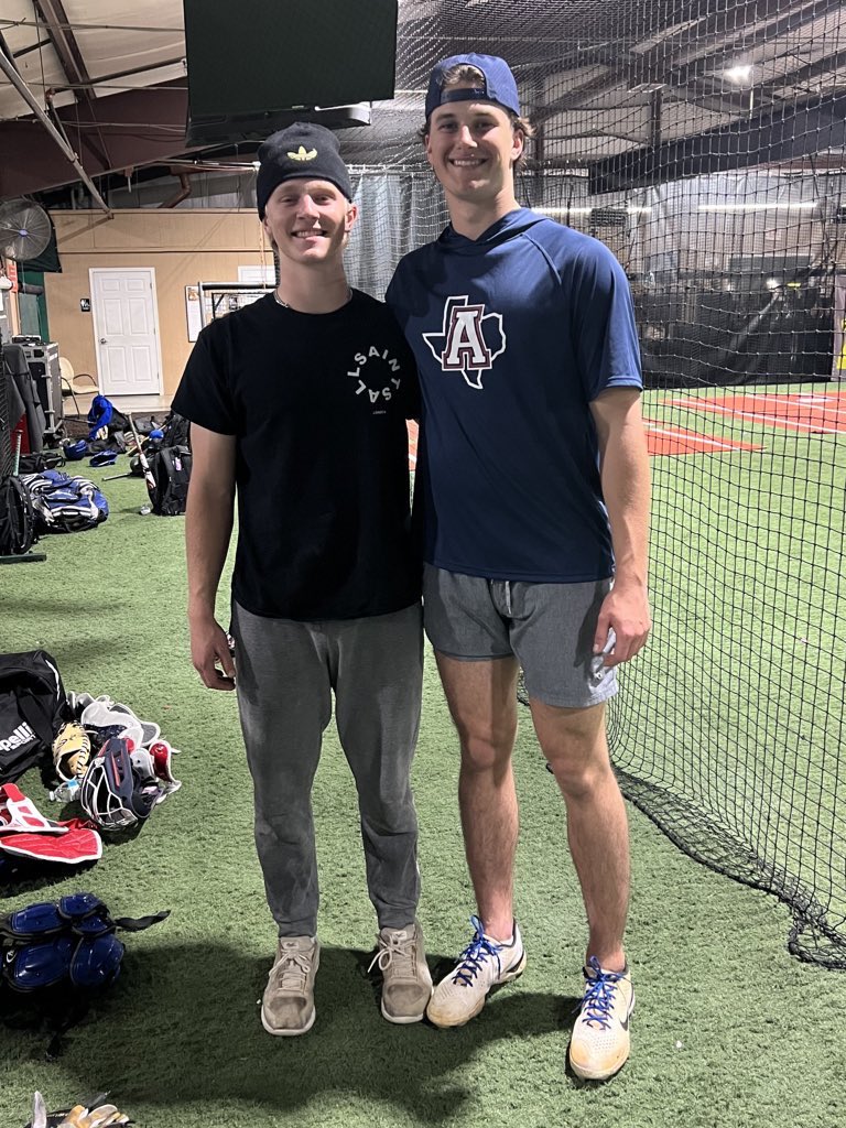 Sam Morton (@sjmort16) on Twitter photo These boys have come a long way since 12u. Nice watching them get some work in tonight.
Be dawgs this season!
<a href="/mitchmort16/">Mitchell Morton</a>
<a href="/ChandlerHart12/">Chandler Hart</a>
#ASBthrowback These boys have come a long way since 12u. Nice watching them get some work in tonight.
Be dawgs this season!
<a href="/mitchmort16/">Mitchell Morton</a>
<a href="/ChandlerHart12/">Chandler Hart</a>
#ASBthrowback
