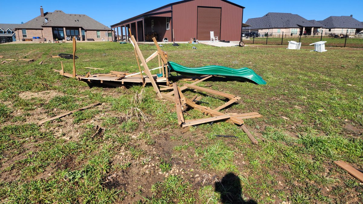 Katie Dickerson tweet media