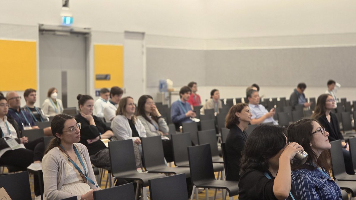HRI_Conference's tweet image. The last—but certainly not least—Robots for Sustainability (THRI) session is in full swing! 🌍🤖 As one of the two sessions in this afternoon’s second round, it’s sparking insightful discussions.
Swipe to see some highlights! 📸 #HRI2025 #RobotsForASustainableWorld