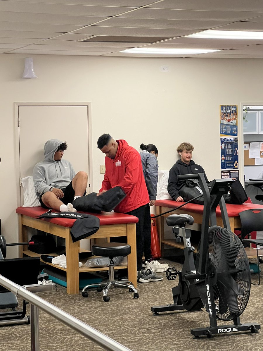 BCBaseball tweet media