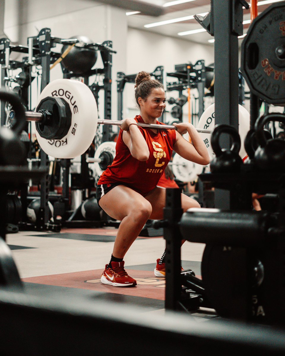 USC_WSoccer's tweet photo. Our happy place 🏋️‍♀️

#FightOn x #WeAreSC https://t.co/1uUQcluCCv
