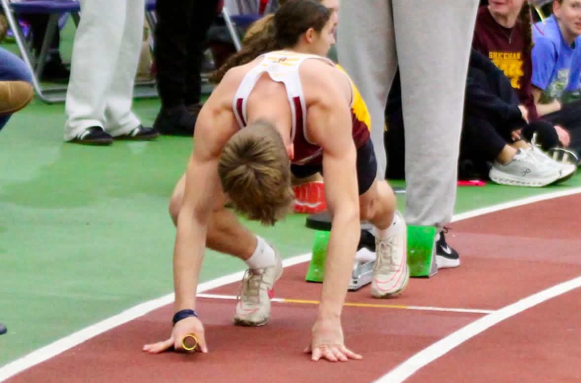 TuckerJL33's tweet photo. After A great outing at New Englands, I am Excited to announce that I will be running the 60m, 200m, 4x200 Relay, and SMR (400m) at Nike Indoor Nationals! @runnerspace @Nike @TheRunningAcad @MTSAthletics @CoachNoz @Triton_CT https://t.co/rTiGZWMmcm