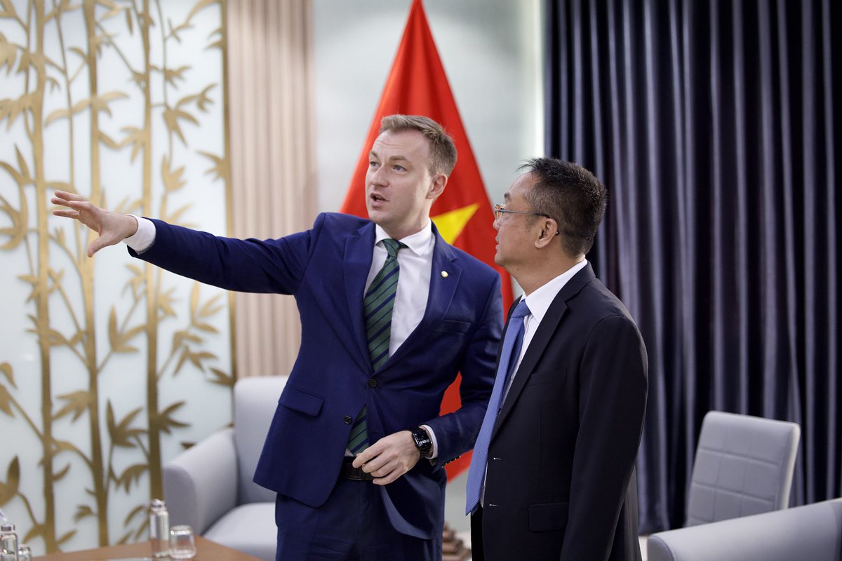 Ruslan Varankou tweet media