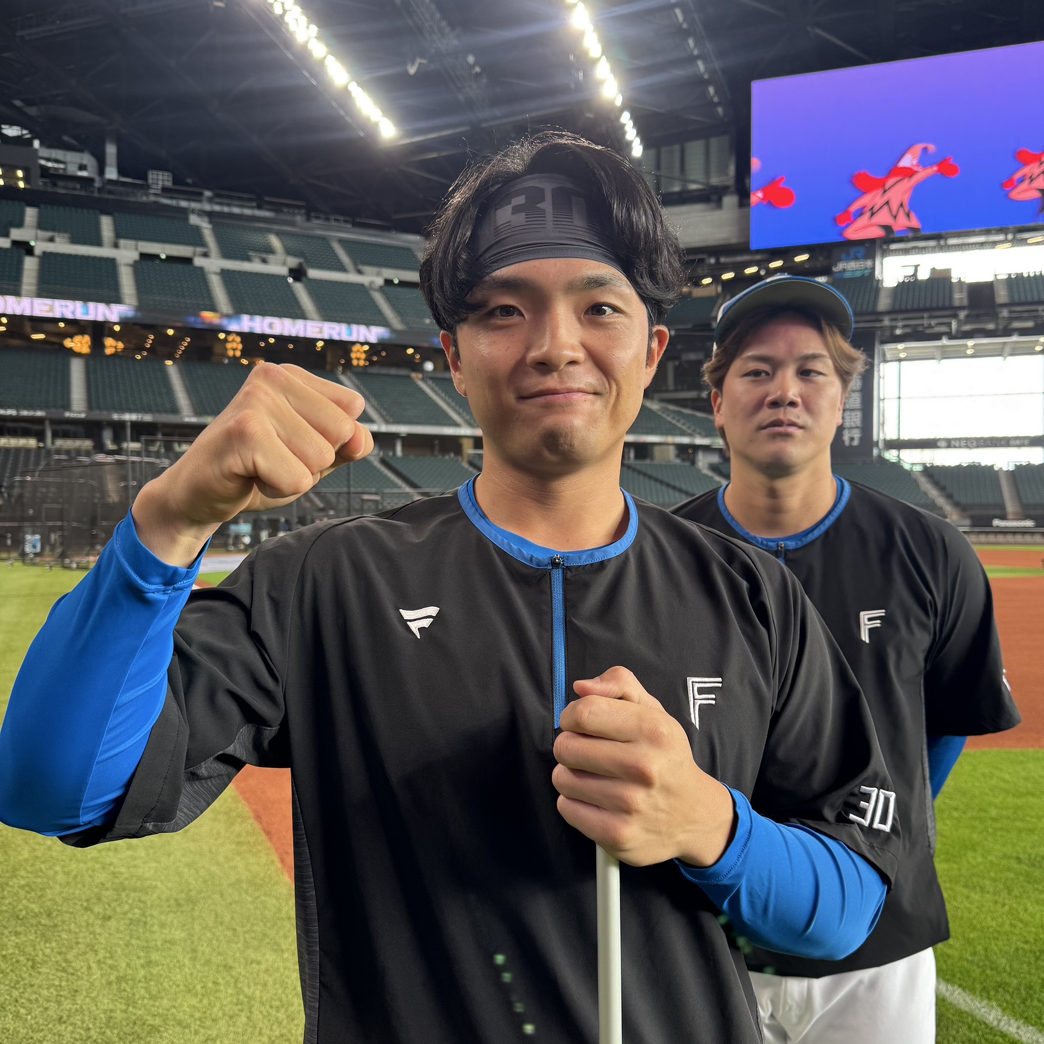 FIGHTERS 郡司裕也　等身大　両面タペストリー Amazon.co.jp: BBM ベースボールカード 611 郡司裕也 北海道日本