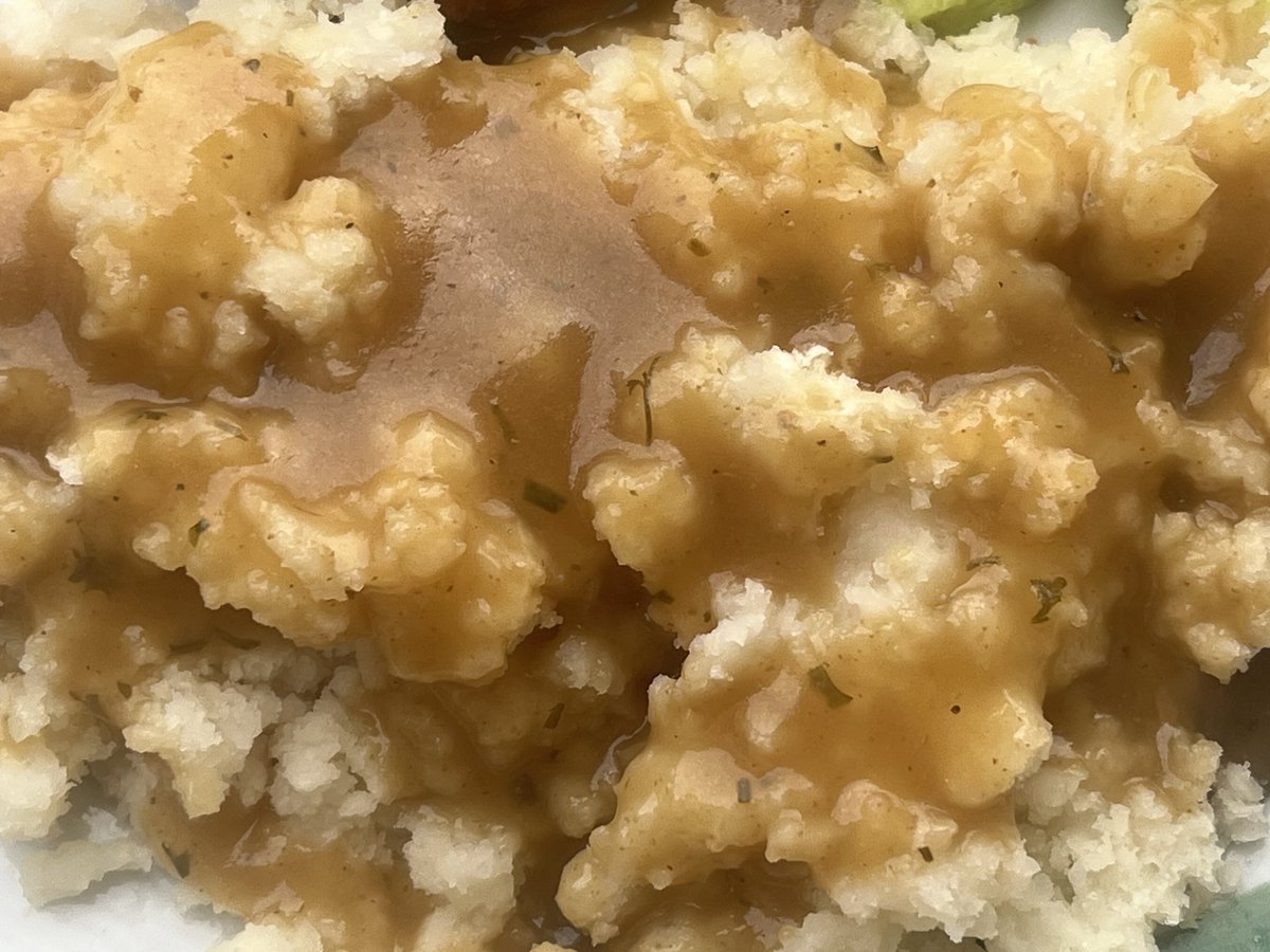 Robotvirgin's tweet image. Mashed Potatoes &amp;amp; Vegan Chicken with Gravy &amp;amp; Avocado!

.
.
.
.
.

#veganmasedpotatoes #mashedpotatoes #potatoes #veganchicken #chickn #veganmeat #veganprotein #avocado #avocadolover #vegan #veganfood #plantbased #veganism #veganfortheanimals #pdxvegans #portlandvegans #vegangravy