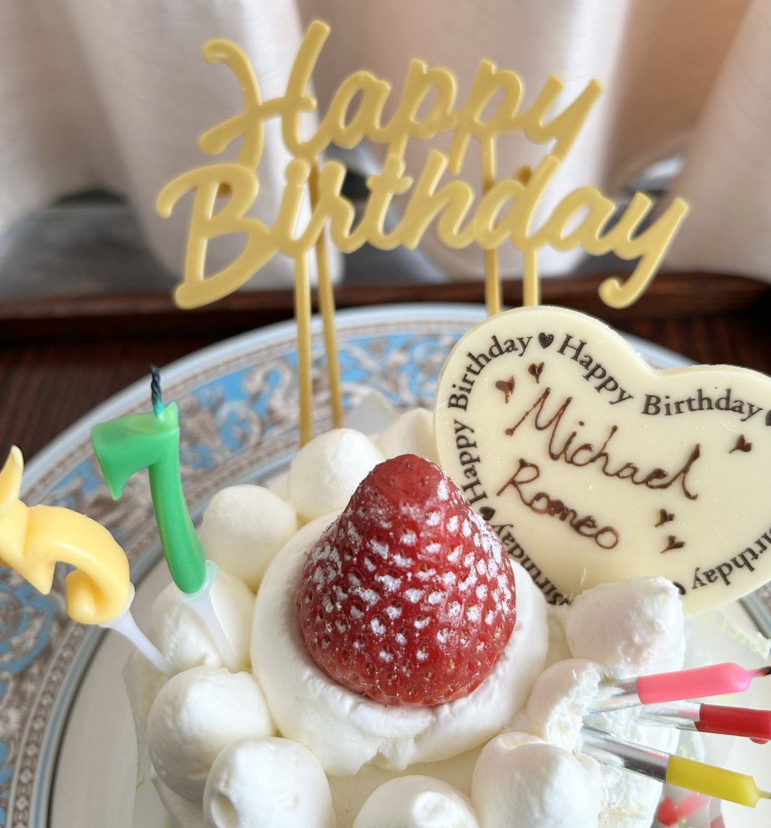 chibi_tomato_na's tweet image. マイケル•ロメオ氏、お誕生日おめでとうございます😍🎉

改めて…1968年3月6日生まれ。
最強に記念すべき日です！

胸いっぱいのロメラブを…❤️

#SymphonyX
#MichaelRomeo