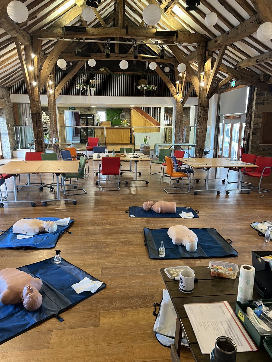 Purple Dog Training Ltd tweet media