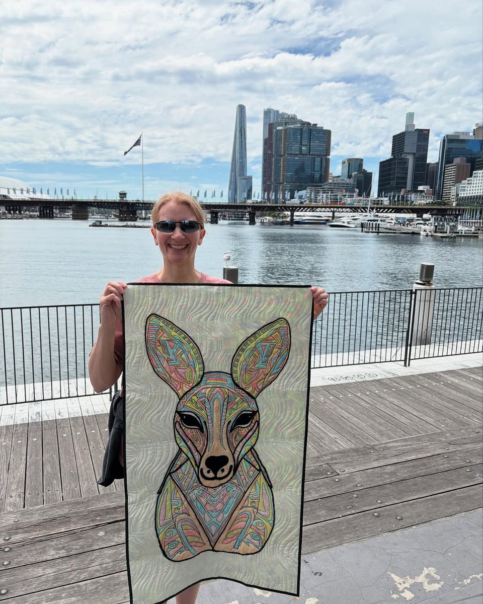 HandiQuilterAus's tweet image. Thank you, @kristinas_quilting, for joining us at the Blessington Education Summit 2025 and bringing this stunning quilt along! We absolutely loved it, and we’re sure you will too. 💜✨
Let us know your thoughts in the comments! 👇🧵
#HandiQuilterAustralia  #ByQuiltersForQuilters