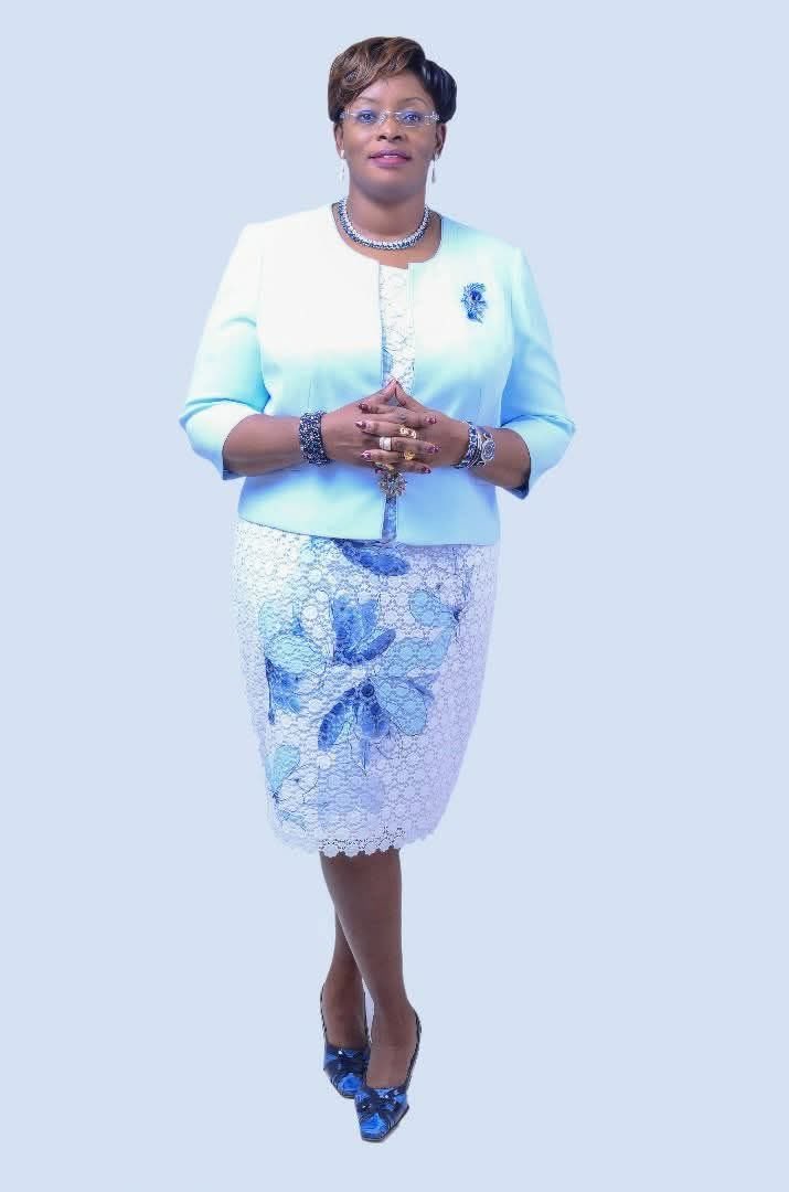 Vicky Otieno. A professional banker. A friend. A great human being. Thanks for ever remaining yourself. The family of Hon. Dalmas Otieno is poorer without you. Journey well.
