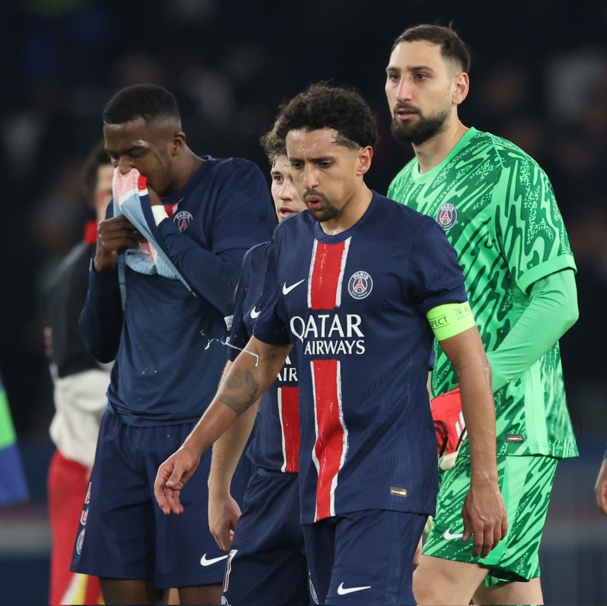 Vibes Foot tweet media