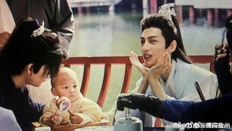 jayjaydonuts's tweet image. Came here just to post these ❤️‍🩹 #haoyixing #immortality #ranwan #chenfeiyu #luoyunxi #feiyunxi