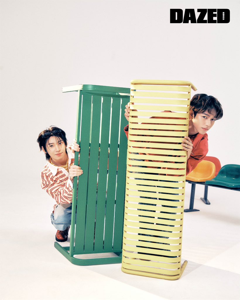 DazedKorea's tweet image. AHOF, A HOPE!

&amp;lt;유니버스 리그&amp;gt;를 통해 데뷔를 확정 지은 지 3주가 채 지나지 않은 날. 이제 막 휴가에서 돌아온 아홉AHOF이 첫 화보를 찍은 날. 그날의 긴장과 설렘을 담아서. 

Discover more in &amp;lt;DAZED&amp;gt; KOREA March 2025 issue.