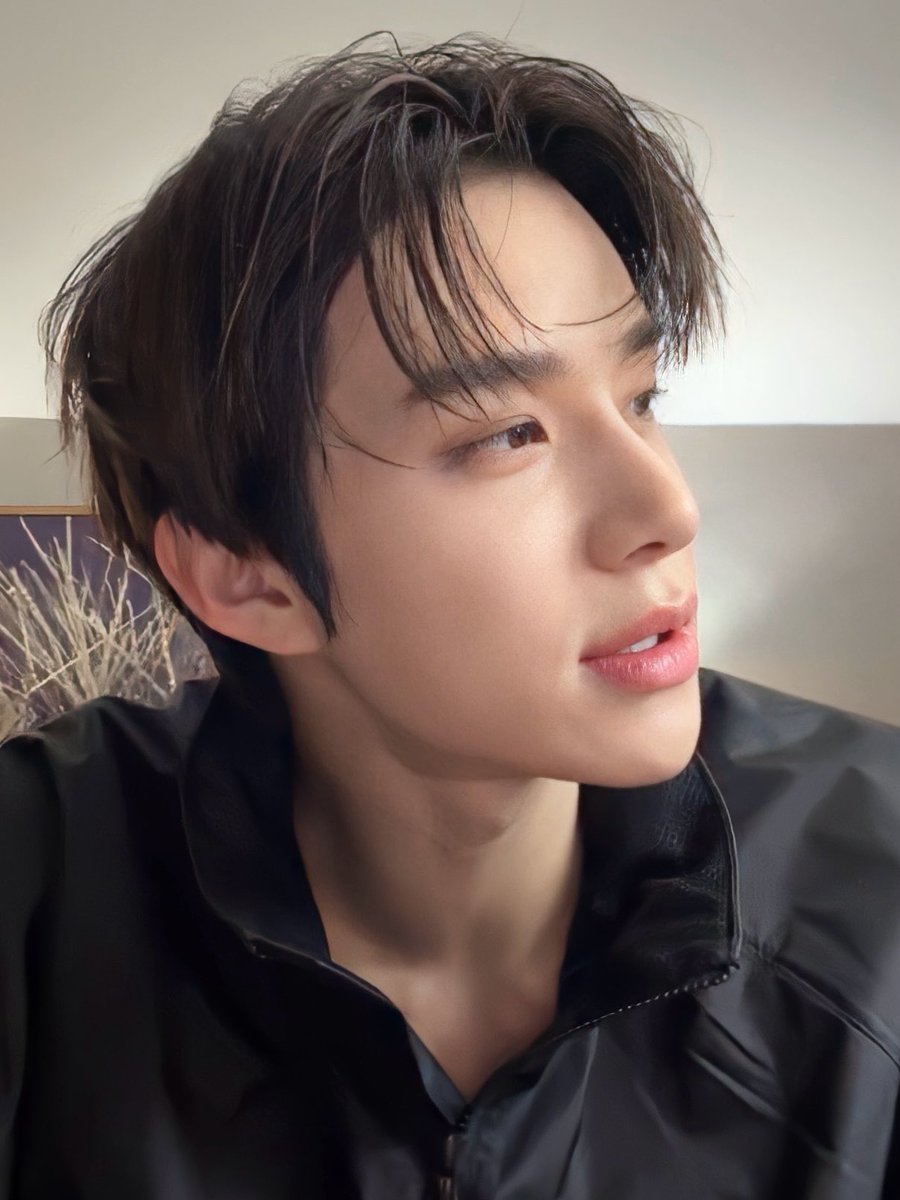 예쁘고 소중한 정우🫳🏻