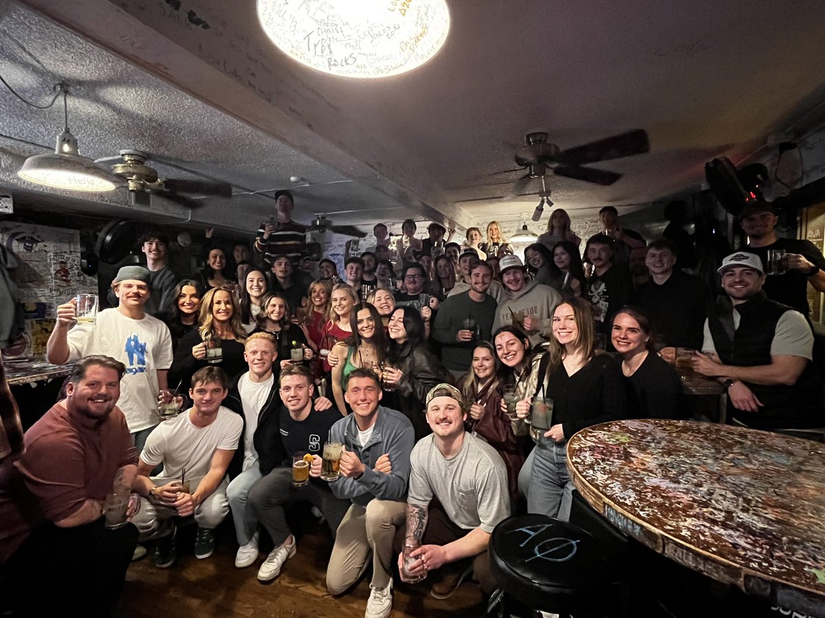 TheCoug_'s tweet photo. Welcome Mug Club Class of Spring 2025 🍻 Go Cougs! https://t.co/d4F3H4ZWZo