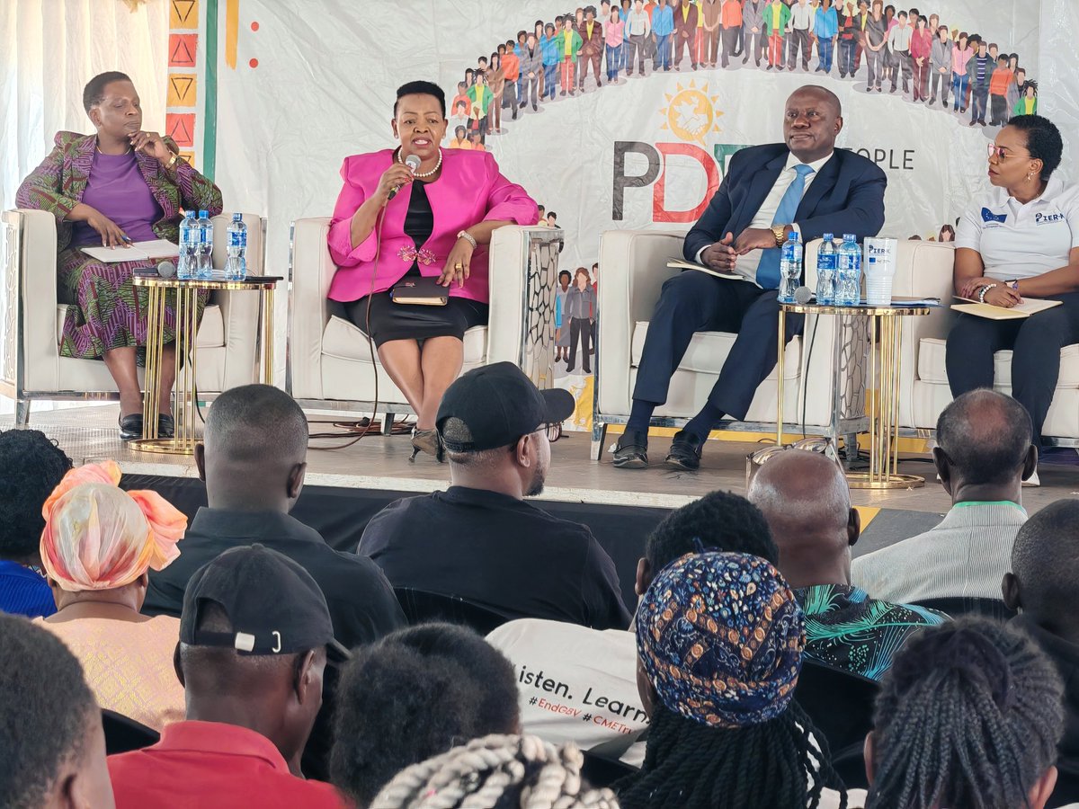 Canada-Mathare Education Trust (@cmetrust) on Twitter photo Our scholars follow an insighful discussion dubbed "Promoting Inclusive Electoral Reforms" moderated by <a href="/elogkenya/">ELOG Kenya</a> at Day 2 of the #PDF2025.
#ComeTubonge #FormNiDialogue #WezeshaKike #CMETrustAt18 Our scholars follow an insighful discussion dubbed "Promoting Inclusive Electoral Reforms" moderated by <a href="/elogkenya/">ELOG Kenya</a> at Day 2 of the #PDF2025.
#ComeTubonge #FormNiDialogue #WezeshaKike #CMETrustAt18