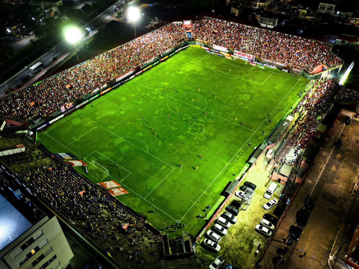 GauchoInforma's tweet photo. Estádio Bento Freitas completamente lotado! 🏹🔥

Público: 7.039
Renda: R$ 176.665,00

📸: Felipe Monterosso https://t.co/nPLEdHmtOV