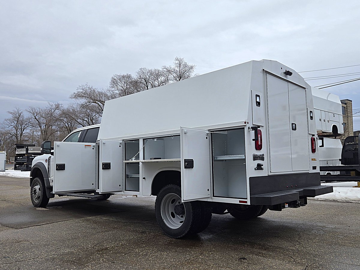 UnicellLimited's tweet photo. Check out this Ford F550 Crew Cab we upfitted with an 11' Knapheide Enclosed Utility Body -- built tough for the job! 💼⚙️

This workhorse is ready to tackle any job with confidence! 💥 Need a custom upfit for your fleet? We’ve got you covered!

📍 Toronto Truck Equipment https://t.co/AZxbr78P0Z