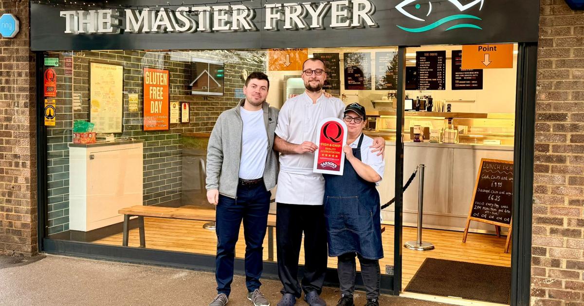 We made the papers! 🤗 #AwardWinningFishandChips

theargus.co.uk/news/24976994.…

themasterfryer.com