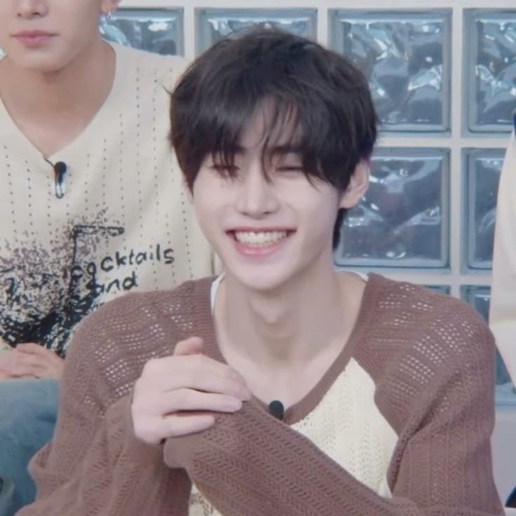 ชอบใจใหญ่เลยนะหนู

ก็น่ารักนิ 😄😄