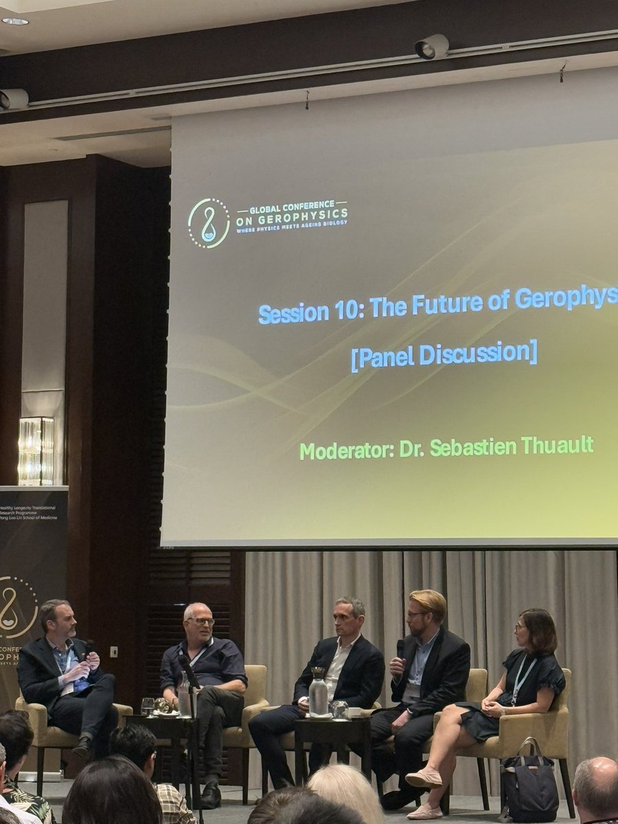 LongevitySG's tweet image. Panel discussion on “The Future of Gerophysics” with our pioneering experts @UriAlonWeizmann @fedichev @jangruber467 and Prof Marija Cvijovic, moderated by Sebastien Thuault, Chief Editor of Nature Aging. 

#GCGP1st #Gerophysics