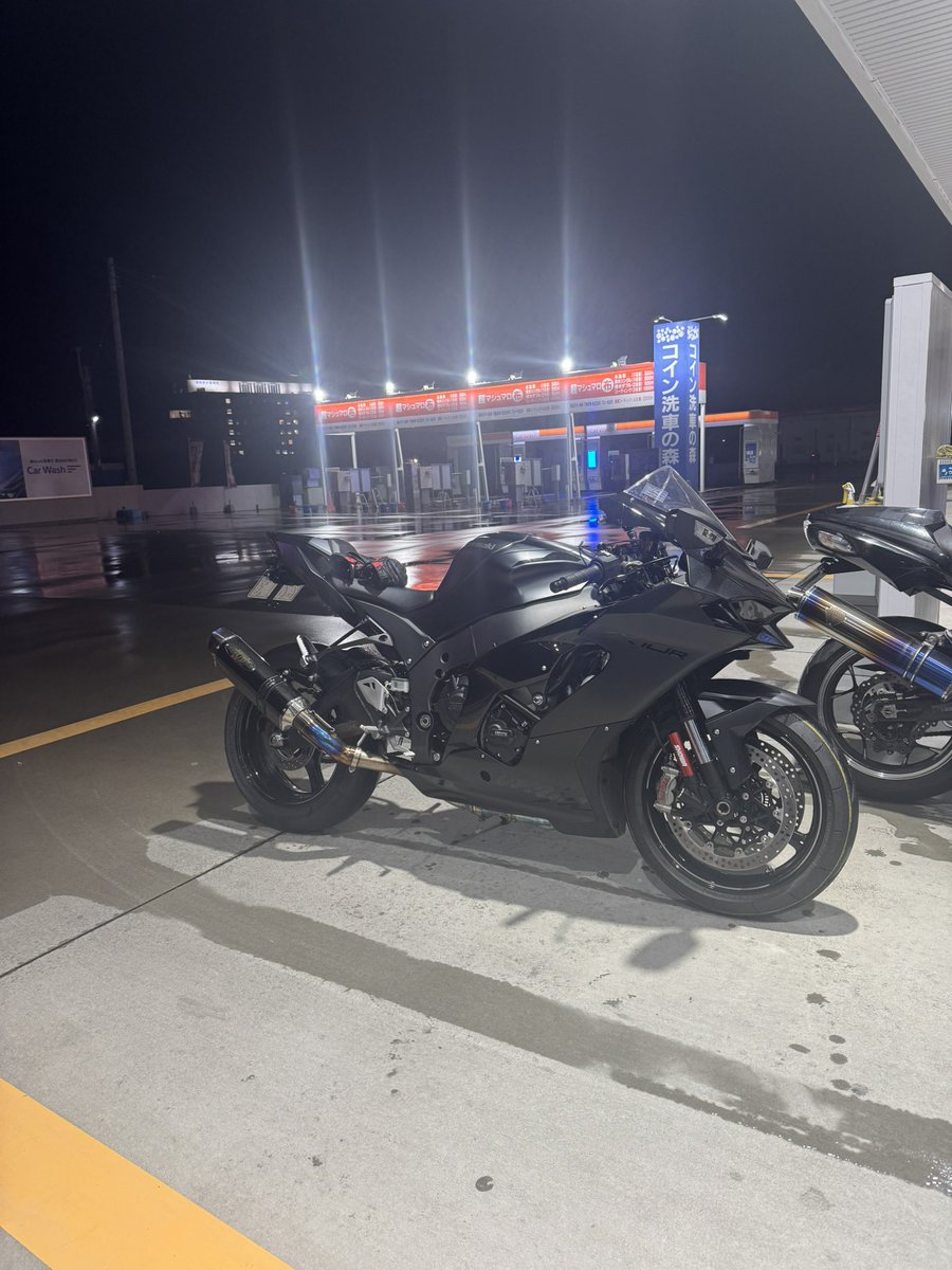 ryuuki1199's tweet photo. 10r納車してました https://t.co/ybqGEc9E0X