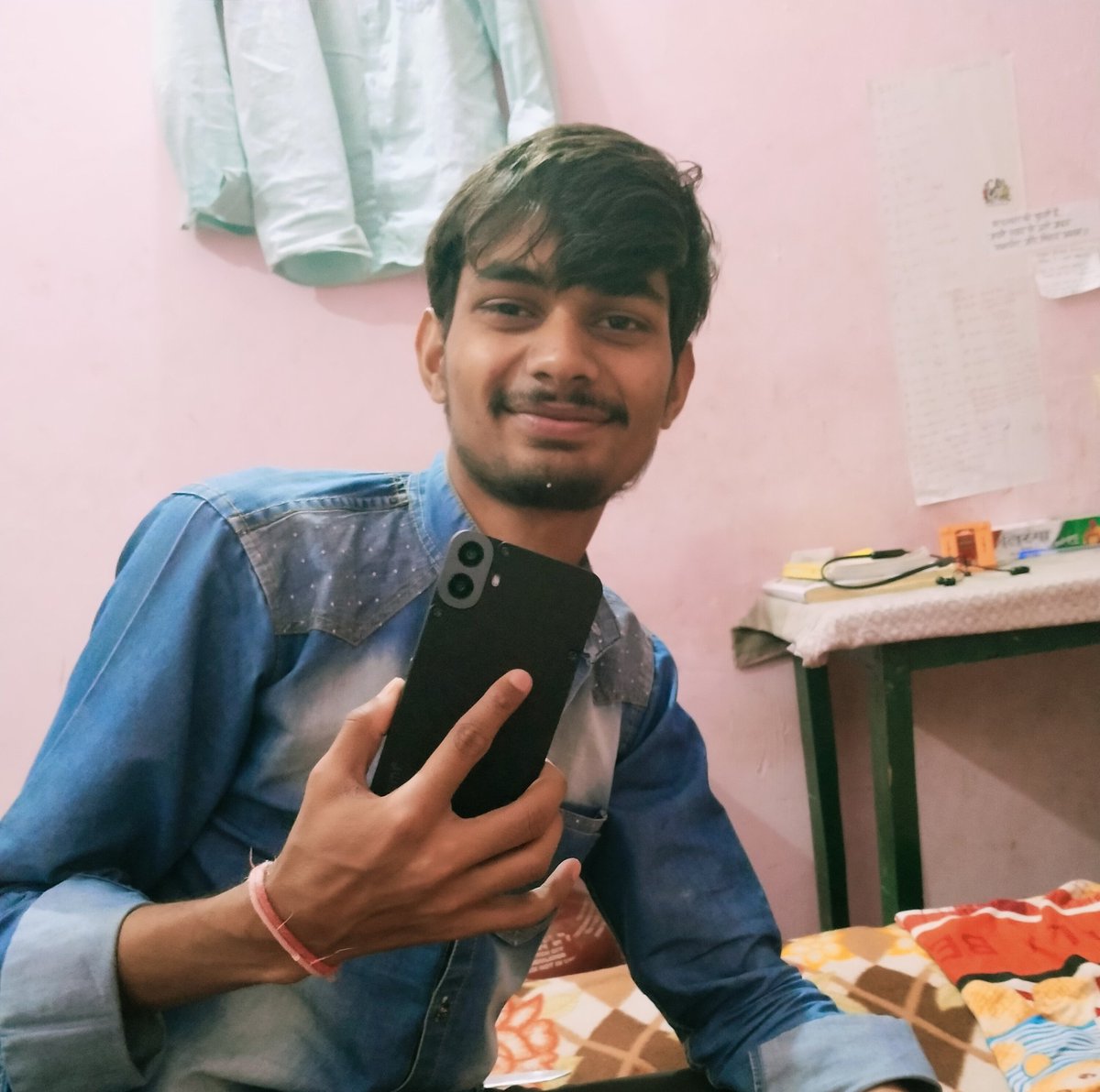 yadavayush3431's tweet photo. Finnally आज नया मोबाइल CMF 1 खरीद लिए है बहुत बढ़िया चल रहा है । कैमरा तो बहुत अच्छा है ।
#cmf1 #nothing https://t.co/rciXIexG08
