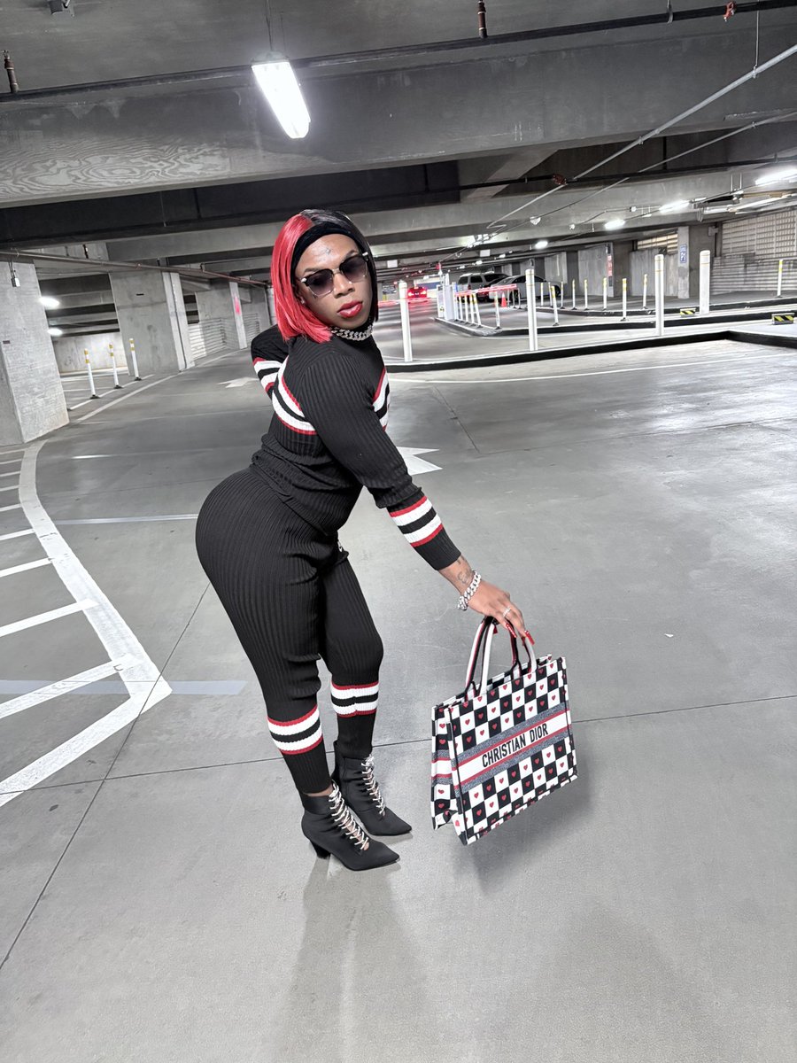 ItsReallyRoger's tweet image. Activated 🔥