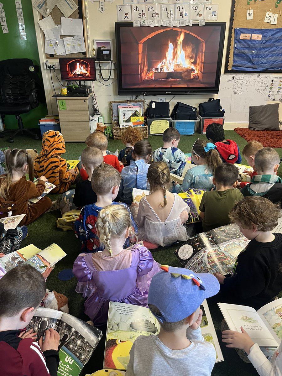 GCPSReception's tweet image. Reception are starting world book day by looking at their favourite books. 📚 @GreenfieldsCPS