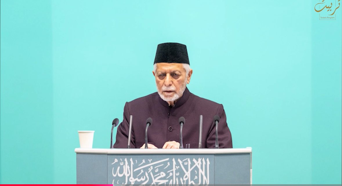 Dars-e-Hadith by Imam Ataul Mujeeb Rashed Sahib is an amazing way to start your day!

Everyday, he presents a selection of insightful sayings of the Holy Prophet Muhammad (PBUH) while highlighting the importance of Ramadan &amp; dua👇🏻 #Ahmadiyya #Ramadan 

youtu.be/gSepyqoMejU?si…