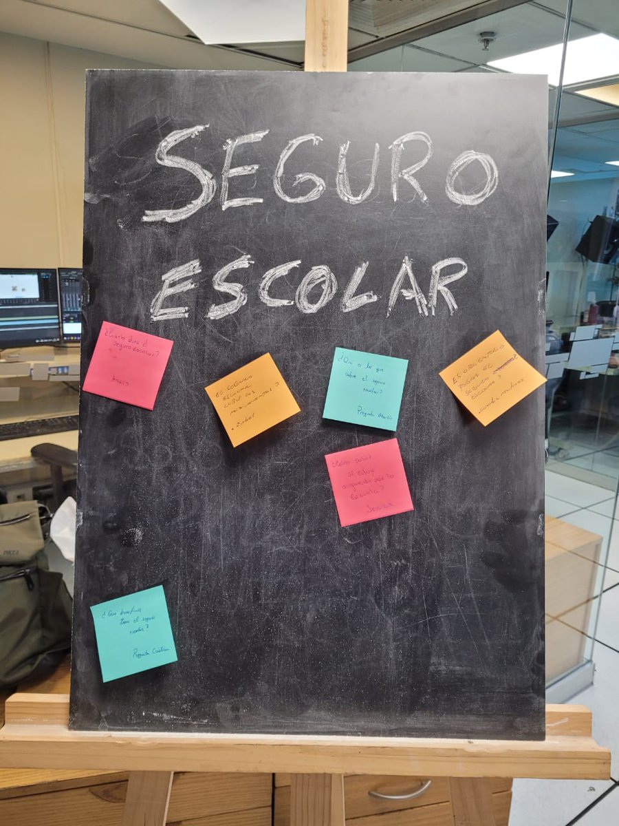 ¿Sabías que existe un seguro escolar? ¿Qué cubre? 🤔 Cuando millones de estudiantes regresaron a clases junto a <a href="/pamela_araya/">Pamela Araya</a>  te contamos todo lo que debes saber de este seguro. Sintoniza #24HorasTuMañana 

Nosotros ya tenemos preguntas, pero puedes enviarnos las tuyas y las