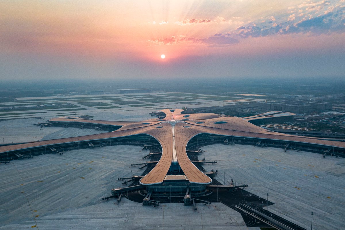 Jomoointer's tweet photo. Warmth at a Global Benchmark: JOMOO x Beijing Daxing Airport – Redefining Family-Friendly Travel. 🌍✈

Traveling with little ones? JOMOO ensures convenience and comfort at every step. 💙🍼

JOMOO x Daxing Airport—innovation and care for families.

#JOMOO #JOMOOProjets https://t.co/PQXzGlzEUY