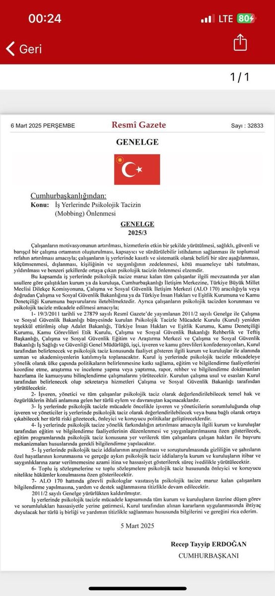 Sz2Soz's tweet image. Cumhurbaşkanlığından mobbing genelgesi ❗️

Artık mobbinge maruz kalan Aşçılar, okul yönetimi hakkında şikayetlerini Cimer ve Alo 170 hattı üzerinden kolayca yapabilecek.

Akabinde söz konusu iddia ivedilikle araştırılıp sonuca bağlanacak.
#kamuascilar 
#Aşçı