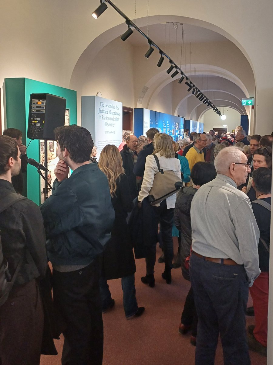 Kei_Nie_'s tweet image. Gestern wurde im ehemaligen Jüdischen Waisenhaus in Berlin-Pankow (Berliner Straße) eine Ausstellung über das Haus, die damit verbundene deutsch-jüdische Geschichte und jüdisches Leben in #Pankow eröffnet.