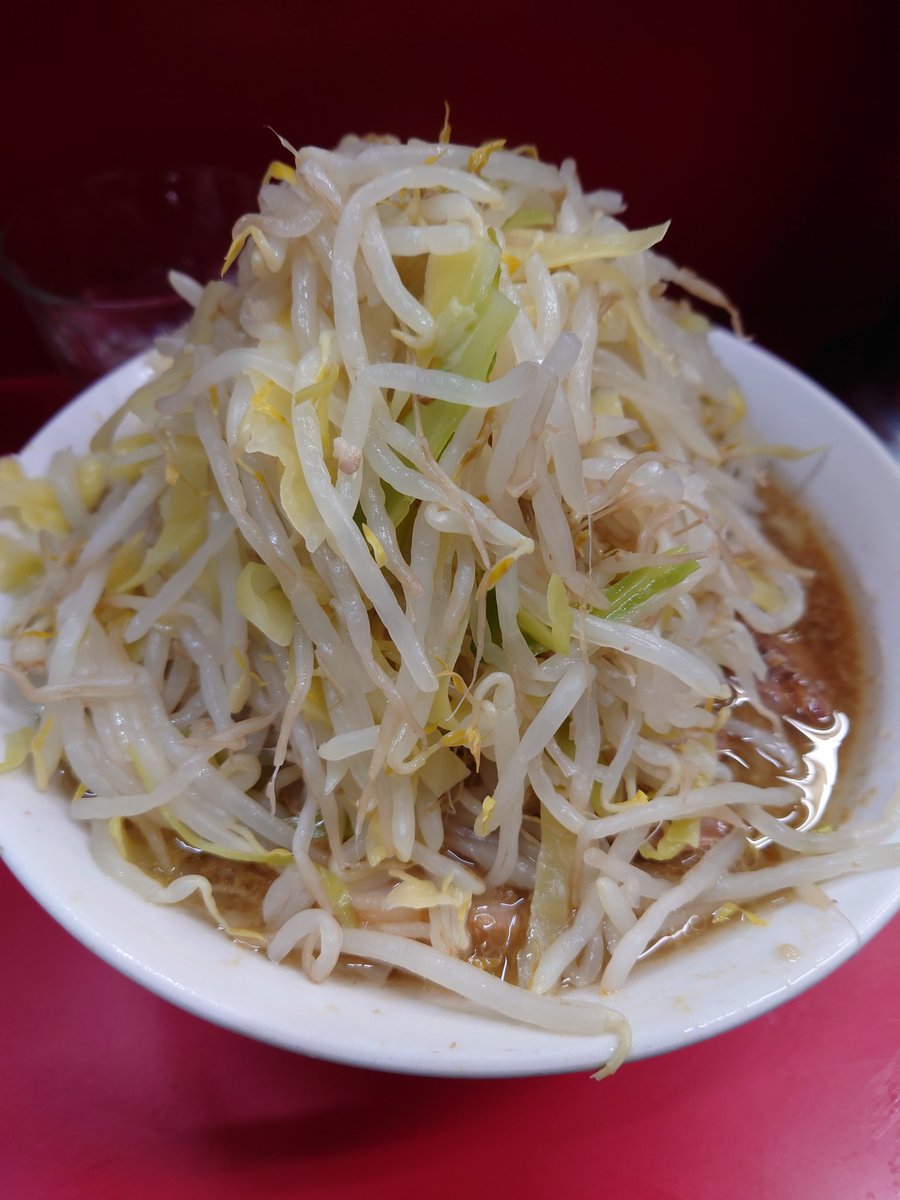 john_ed98's tweet photo. 東京タワー ぼくとラーメンと時々嘔吐 https://t.co/udC4wSDhvC