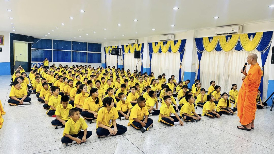 DMCupdates's tweet photo. โรงเรียนหมิงซิน จัดอบรมคุณธรรมนำความรู้แก่นักเรียน https://t.co/VpZKdHC9I1 https://t.co/r2ORdRYeCt