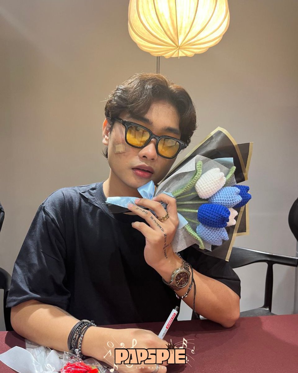 PapspieOfficial's tweet photo. ๐๐๐ซ๐ค๐๐ฎ,
๐พ๐ ๐๐๐'๐ ๐๐๐๐ ๐๐ ๐๐๐๐๐ ๐๐๐ ๐๐๐๐๐๐๐ ๐๐๐๐ ๐๐๐๐๐๐๐ ๐๐๐๐๐๐. ๐๐๐ ๐๐๐ ๐๐ ๐
๐๐๐๐๐๐๐๐ ๐๐ ๐๐๐๐ ๐๐๐๐๐๐๐.
#VLST_MARKEU #VLSTFanMeet2025 #VLSTPressConference #VLSTxHITS https://t.co/cMLjvz6EBr