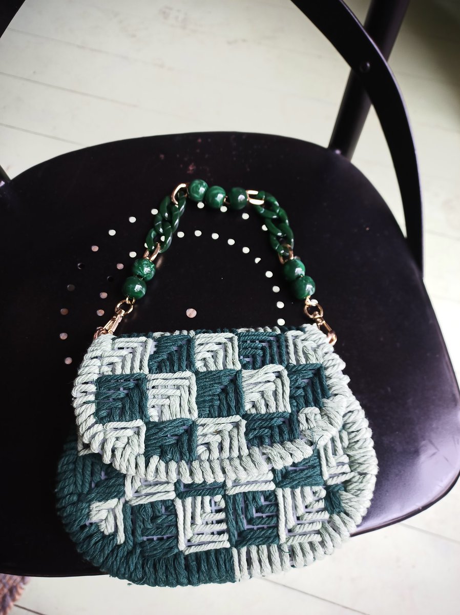 LittleCatYarn's tweet photo. My new bag named Madras 💚💚💚💚
https://t.co/wbuJTago1Z
#crochetbag #bag #handmade https://t.co/QfxGXxfWKg