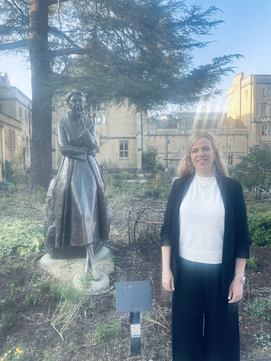 Engaging discussion yesterday at the <a href="/Oxford/">Oxford</a> <a href="/EthicsInAI/">The Institute for Ethics in AI</a> academic consultation. As AI evolves, do we need an AI Bill of Rights to uphold fairness, accountability, and human dignity? 
#AI 
#HumanRights 
#LawandTech