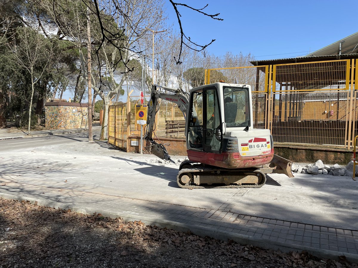 🚧Al passatge de Can Bord han començat les obres de renovació de la xarxa d’aigua potable, executades per <a href="/Sorea/">Sorea</a>-<a href="/Agbar/">Agbar</a>, corresponents al pla d’inversions municipals 24-25

⚒️👷🏻Els treballs continuaran els propers mesos amb actuacions al Pg. Mas Roig i Pg. Guineu